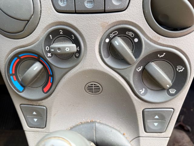 bontott FIAT PANDA Fűtéskapcsoló (manuális klímás)