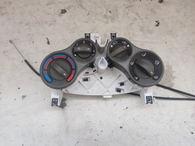 bontott FIAT PANDA Fűtéskapcsoló (Nem klímás)