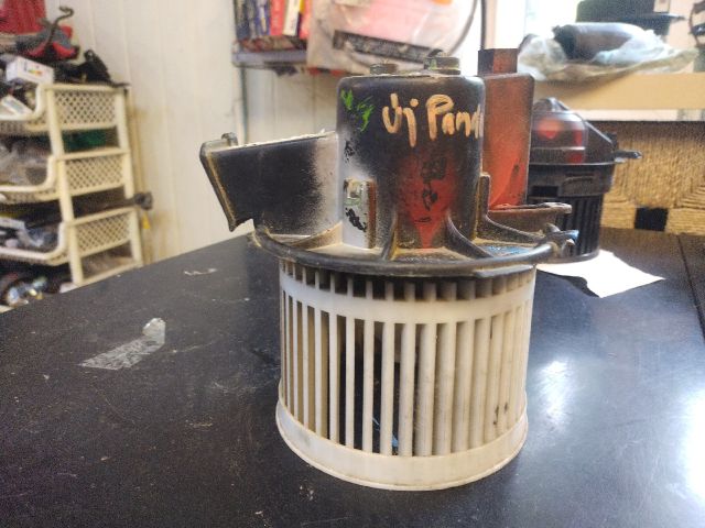 bontott FIAT PANDA Fűtőmotor (Klímás)