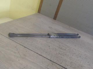 bontott FIAT PANDA Gázrugós Kitámasztó Teleszkóp Pár Csomagtérajtó