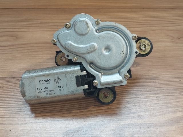 bontott FIAT PANDA Hátsó Ablaktörlő Motor
