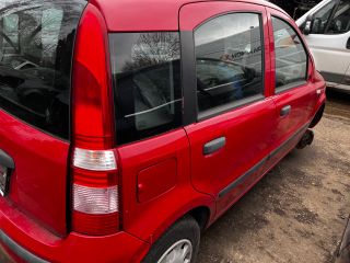 bontott FIAT PANDA Hátsó Lökhárító (Részeivel)