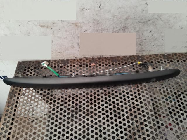 bontott FIAT PANDA Hátsó Rendszámtábla Világítás