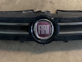 bontott FIAT PANDA Hűtőrács