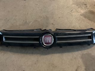 bontott FIAT PANDA Hűtőrács