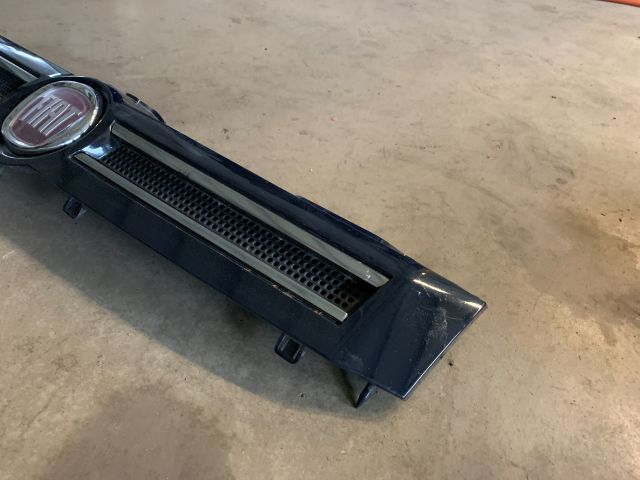 bontott FIAT PANDA Hűtőrács