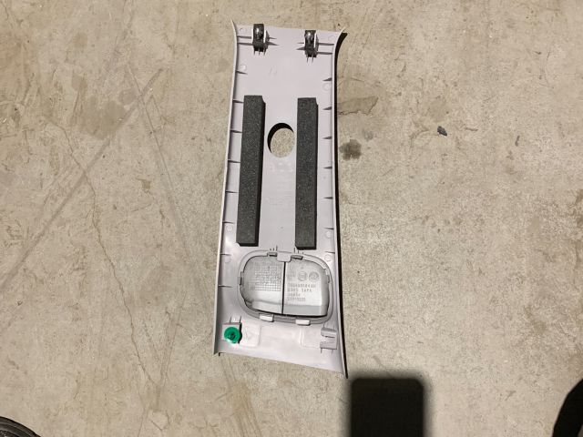 bontott FIAT PANDA Jobb B Oszlop Burkolat