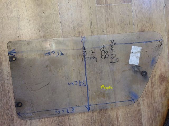 bontott FIAT PANDA Jobb C Oszlop Oldalablak Üveg