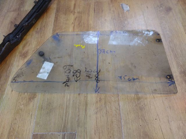 bontott FIAT PANDA Jobb C Oszlop Oldalablak Üveg