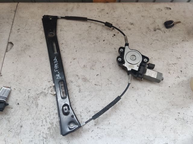 bontott FIAT PANDA Jobb első Ablakemelő Szerkezet (Elektromos)