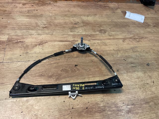 bontott FIAT PANDA Jobb első Ablakemelő Szerkezet (Mechanikus)