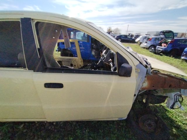 bontott FIAT PANDA Jobb első Ajtó (Üres lemez)