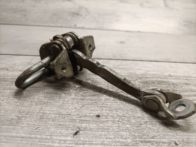 bontott FIAT PANDA Jobb első Ajtóhatároló