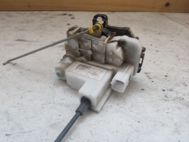 bontott FIAT PANDA Jobb első Ajtózár