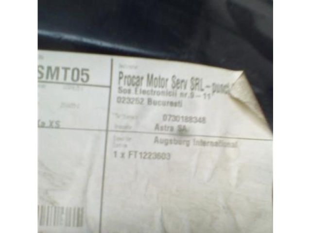 bontott FIAT PANDA Jobb első Sárvédő Gumi