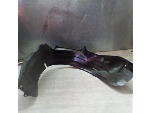 bontott FIAT PANDA Jobb első Sárvédő Gumi