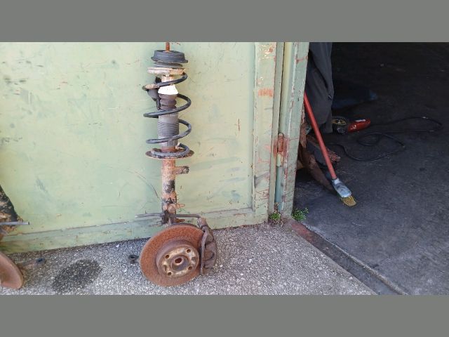 bontott FIAT PANDA Jobb Gólyaláb Csonkállvánnyal