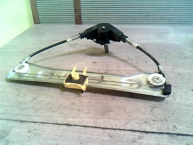 bontott FIAT PANDA Jobb hátsó Ablakemelő Szerkezet (Mechanikus)