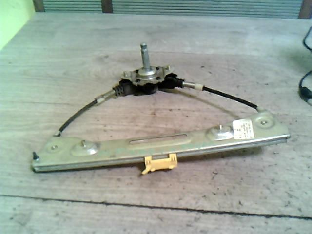 bontott FIAT PANDA Jobb hátsó Ablakemelő Szerkezet (Mechanikus)