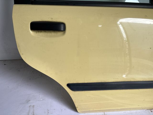 bontott FIAT PANDA Jobb hátsó Ajtó (Üres lemez)