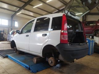 bontott FIAT PANDA Jobb hátsó Ajtó (Üres lemez)