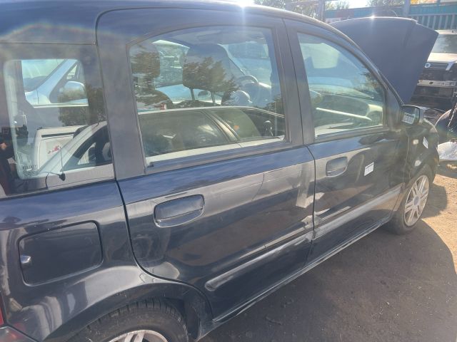 bontott FIAT PANDA Jobb hátsó Ajtó (Üres lemez)