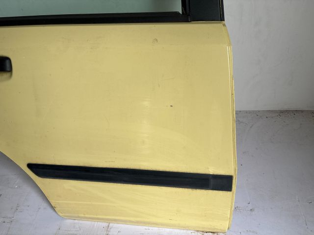 bontott FIAT PANDA Jobb hátsó Ajtó (Üres lemez)