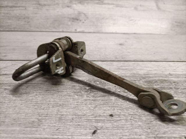 bontott FIAT PANDA Jobb hátsó Ajtóhatároló