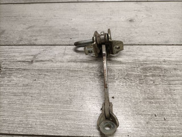 bontott FIAT PANDA Jobb hátsó Ajtóhatároló