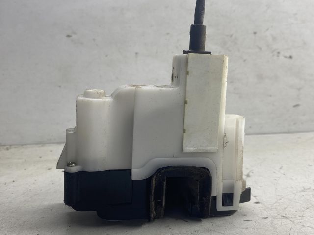 bontott FIAT PANDA Jobb hátsó Ajtózár