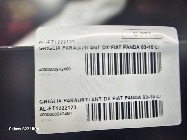 bontott FIAT PANDA Jobb Ködlámpa Rács