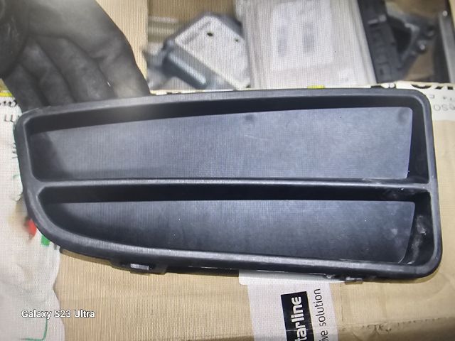 bontott FIAT PANDA Jobb Ködlámpa Rács