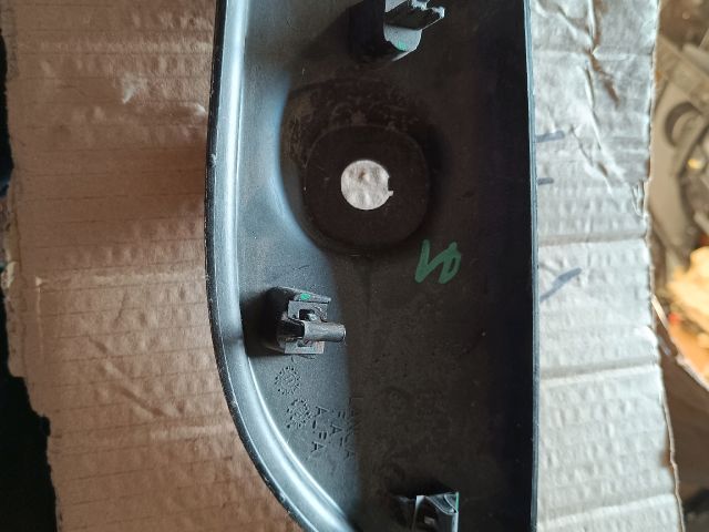 bontott FIAT PANDA Jobb Visszapillantó Tükör Előtti Burkolat