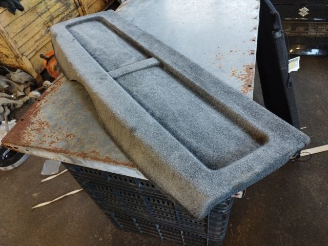 bontott FIAT PANDA Kalaptartó