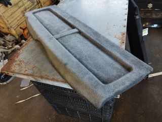 bontott FIAT PANDA Kalaptartó