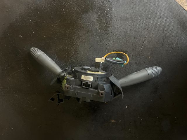 bontott FIAT PANDA Komplett Kormánykapcsoló (Bajuszkapcsoló)