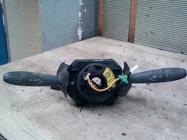 bontott FIAT PANDA Komplett Kormánykapcsoló (Bajuszkapcsoló)