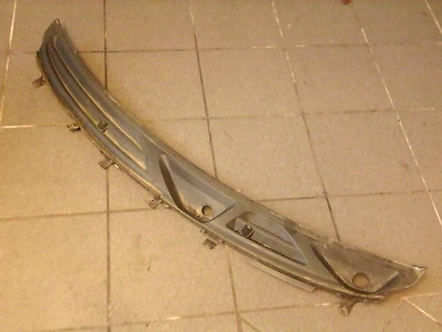 bontott FIAT PANDA Levélrács