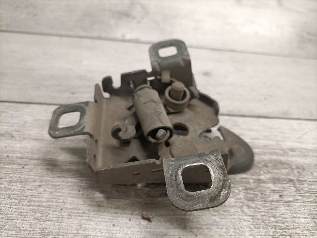 bontott FIAT PANDA Motorháztető Zárszerkezet