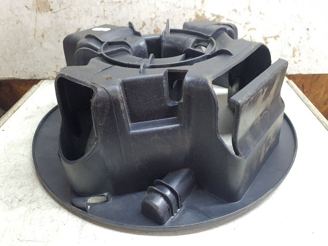 bontott FIAT PANDA Pótkerék Szerszámtartó