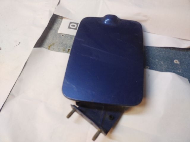 bontott FIAT PANDA Tankajtó