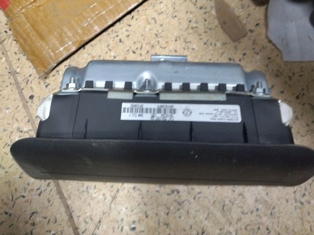 bontott FIAT PANDA Utasoldali Légzsák