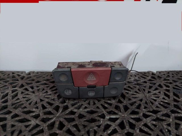 bontott FIAT PANDA Vészvillogó Kapcsoló
