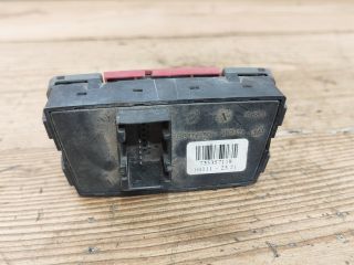 bontott FIAT PANDA Vészvillogó Kapcsoló
