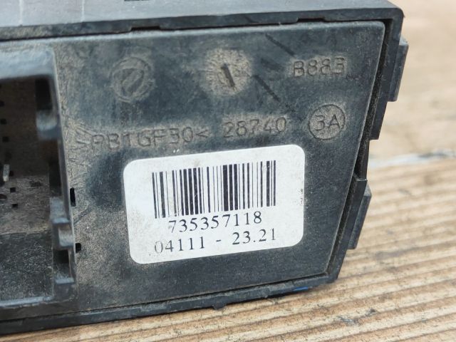 bontott FIAT PANDA Vészvillogó Kapcsoló