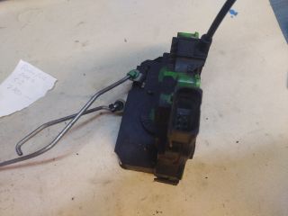 bontott FIAT PUNTO EVO Bal első Ajtózár