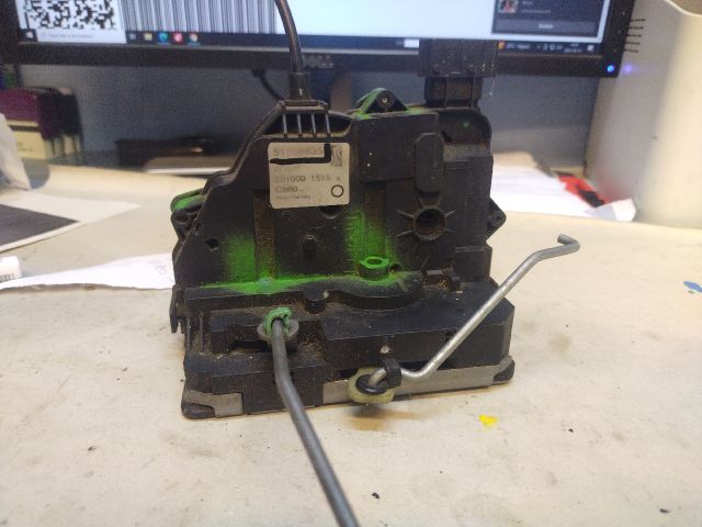 bontott FIAT PUNTO EVO Bal első Ajtózár