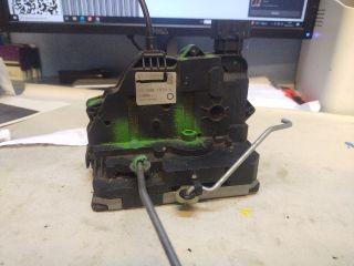 bontott FIAT PUNTO EVO Bal első Ajtózár