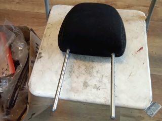 bontott FIAT PUNTO EVO Bal első Fejtámla