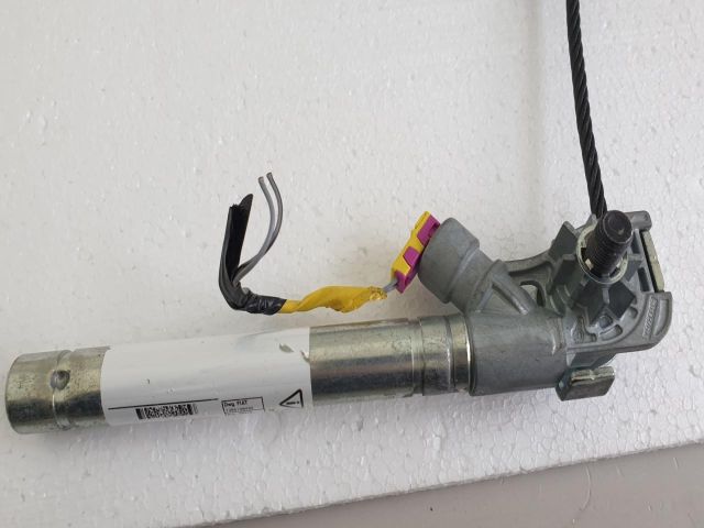 bontott FIAT PUNTO EVO Bal első Övfeszítő